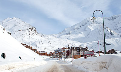 french alpine resort 3 valleys and Val Thorens